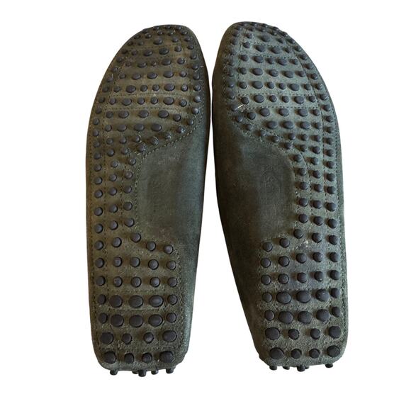 Tod\'s NWOT Men\'s Olive Green Nubuck Suede Bow Loafers main image 6